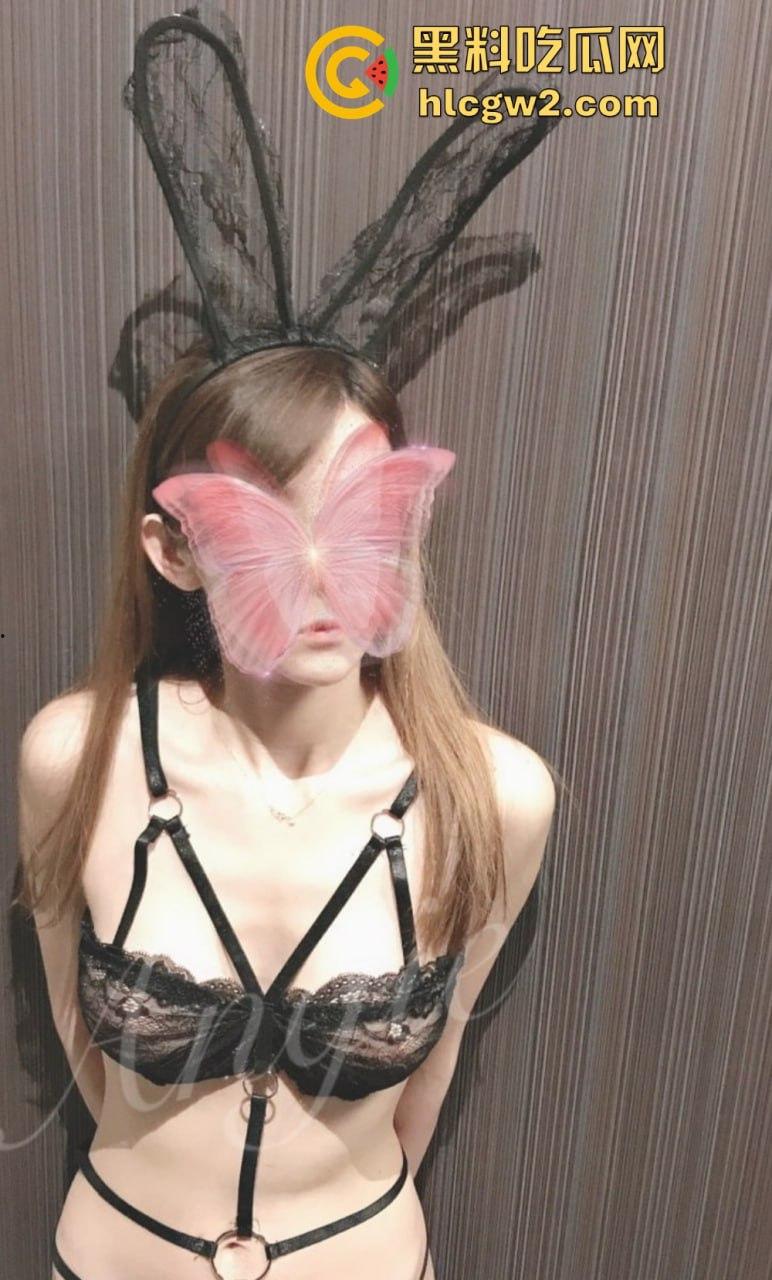 北京【ANGIE】性感淫荡小仙女露出啪啪 颜值天花板极致反差 穷人操不到的女神却成富人精盆玩物!