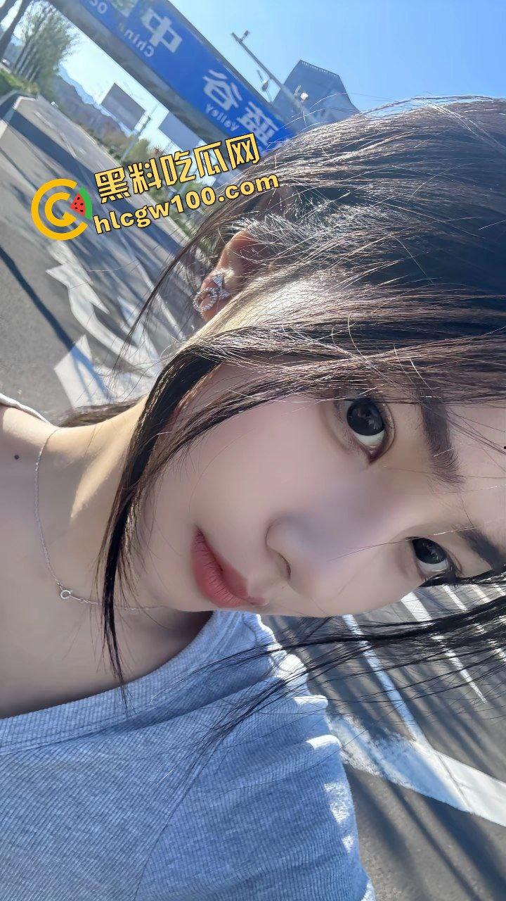 抖音清纯少女青春嫩妹女网红『孜由基』上大学发骚发情 约炮大哥诱惑吃鸡娇喘操逼!原创独家曝光!