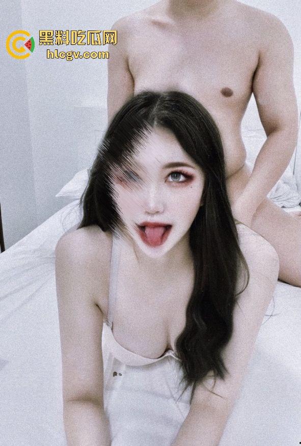 工作累了火气大?看看OF高颜值反差婊【女王】最新福利!前凸后翘,妥妥的泄欲神器!