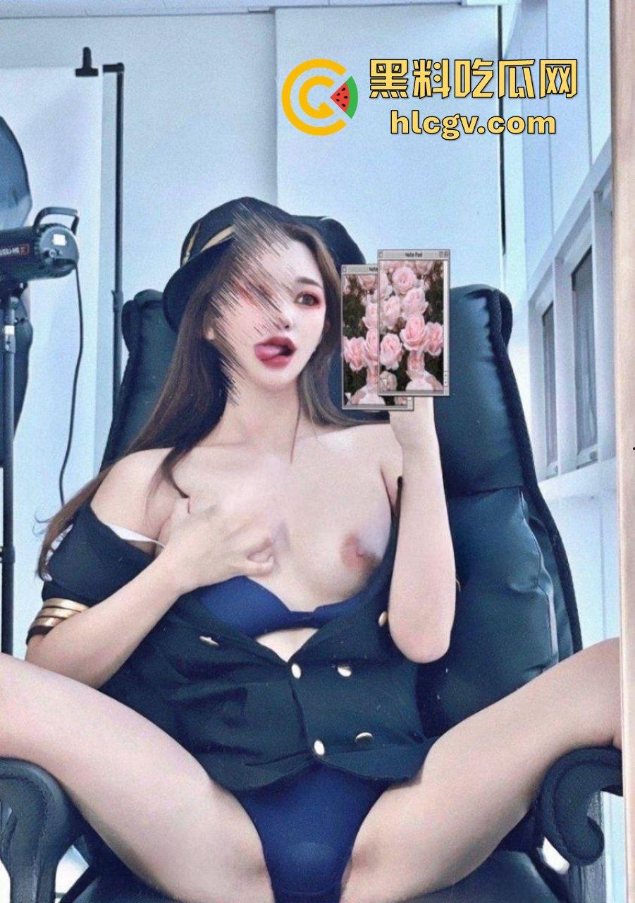 工作累了火气大?看看OF高颜值反差婊【女王】最新福利!前凸后翘,妥妥的泄欲神器!