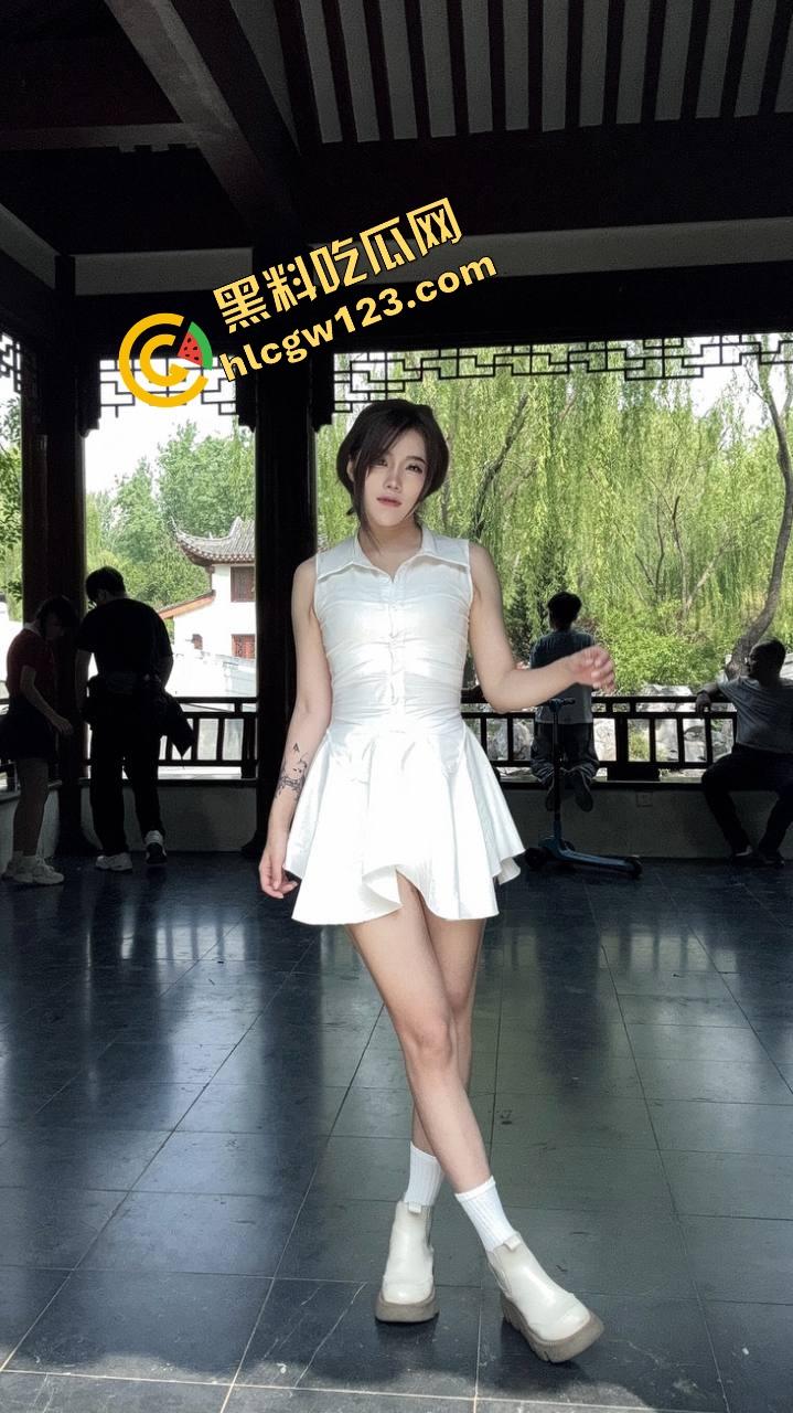 独家爆料求助贴!秒射瓜友求助刚插进去还没发力就缴械,女友骚逼太紧还是自己太废?家人们来评评理!