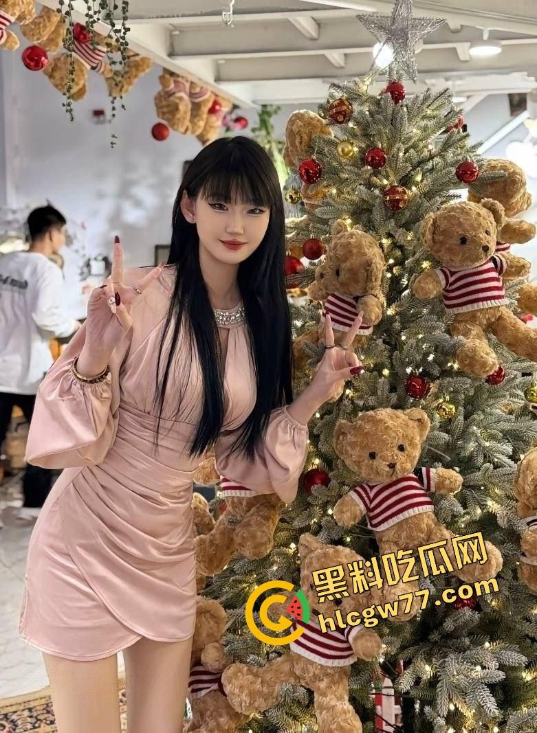 五一炮王日记曝光 泡良大神三天榨翻艺术系大二嫩妹，美腿夹棒粉穴喷水，背着异地男友偷情！