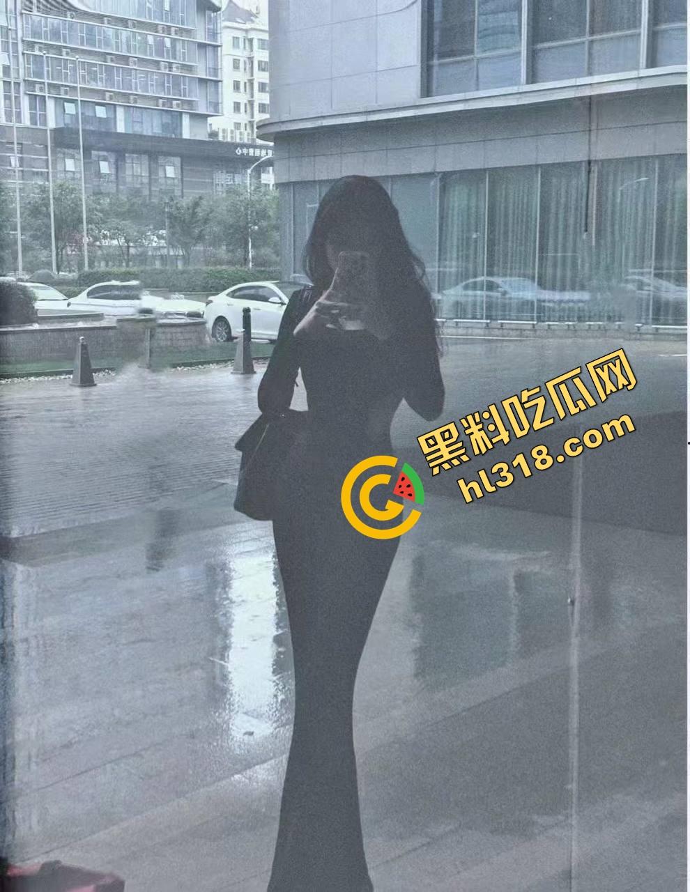 山西『李楠敏』暑假回家全程装乖,每次视频都说在忙,背地里买情趣内衣约炮前男友,被云盘相册曝光!