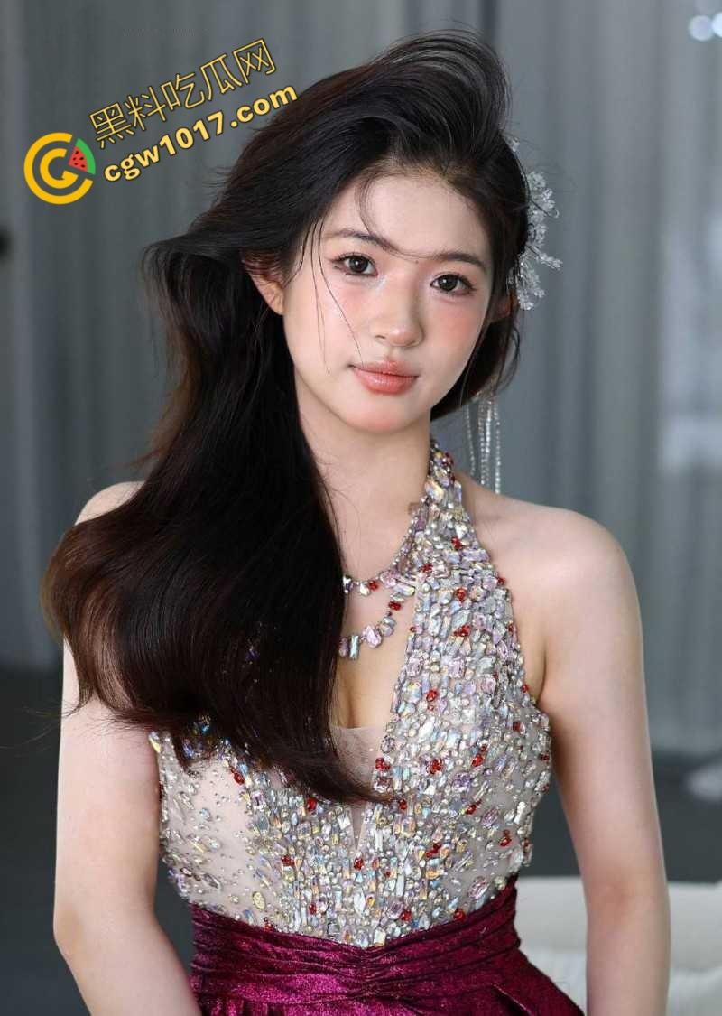 校园女神【王雪柠】翻车！清纯校花淫乱献身网剧圈，成为人尽皆知的饥渴淫娃，火辣娇躯震撼全校