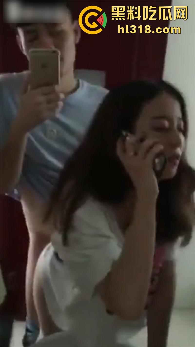 精选10位偷情打电话母狗，背着老公约炮却遇查岗，大肉棒冲击下想叫又不敢，玩的就是紧张刺激！