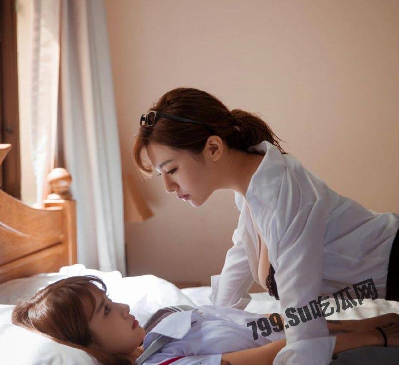 极品反差婊 福利姬 夏美酱 精品自拍 SM 调教 超爱多 P 颜射吃精 性爱视频合集流出