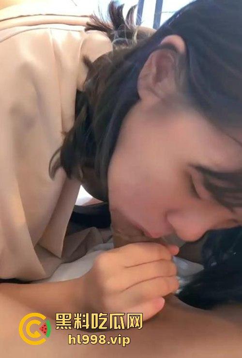 台南应用科技大学00后巨乳反差妹【赵宁】震撼泄密!眼罩手铐激情约啪,结果学长把她当野鸡玩!