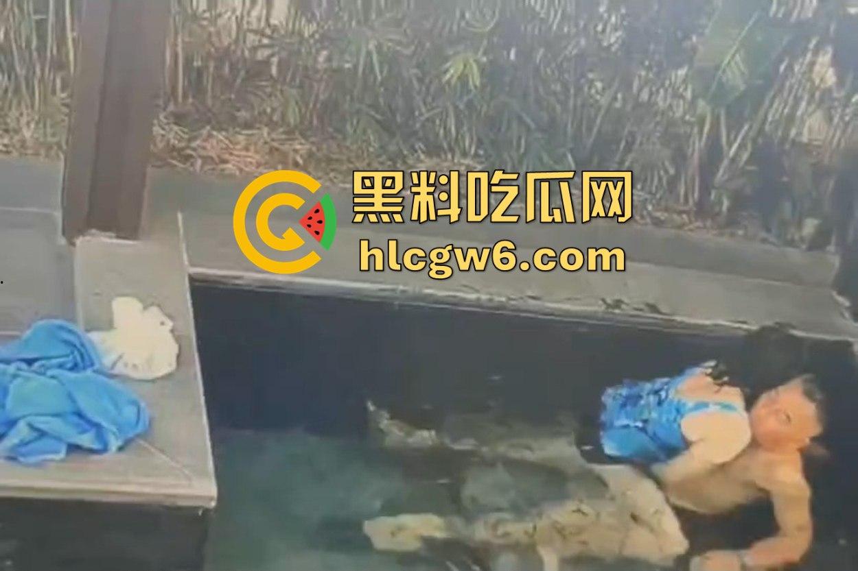 南京老骚逼真会玩 鱼疗池激情操逼玩铁锅炖 鱼被活活踩死干死满池漂着小鱼尸体 工作人员当场骂娘!