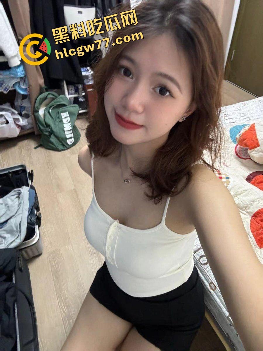 世界上最大的背刺,成都女孩【周然】手机借闺蜜打游戏,结果闺蜜偷看到她大量私密,友谊当场粉碎!