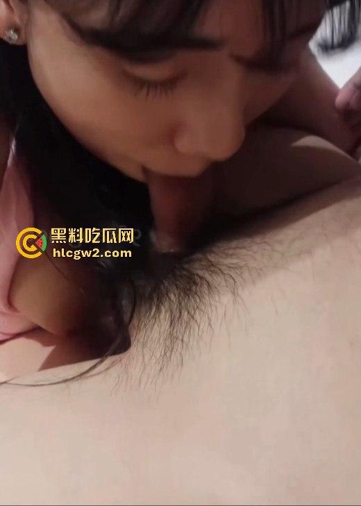 郑州艺术职业大学大长腿模特【宦嘉】酒店遭摄影师潜规则 口爆全程无毛白虎没操到 摄影师哭崩在厕所!