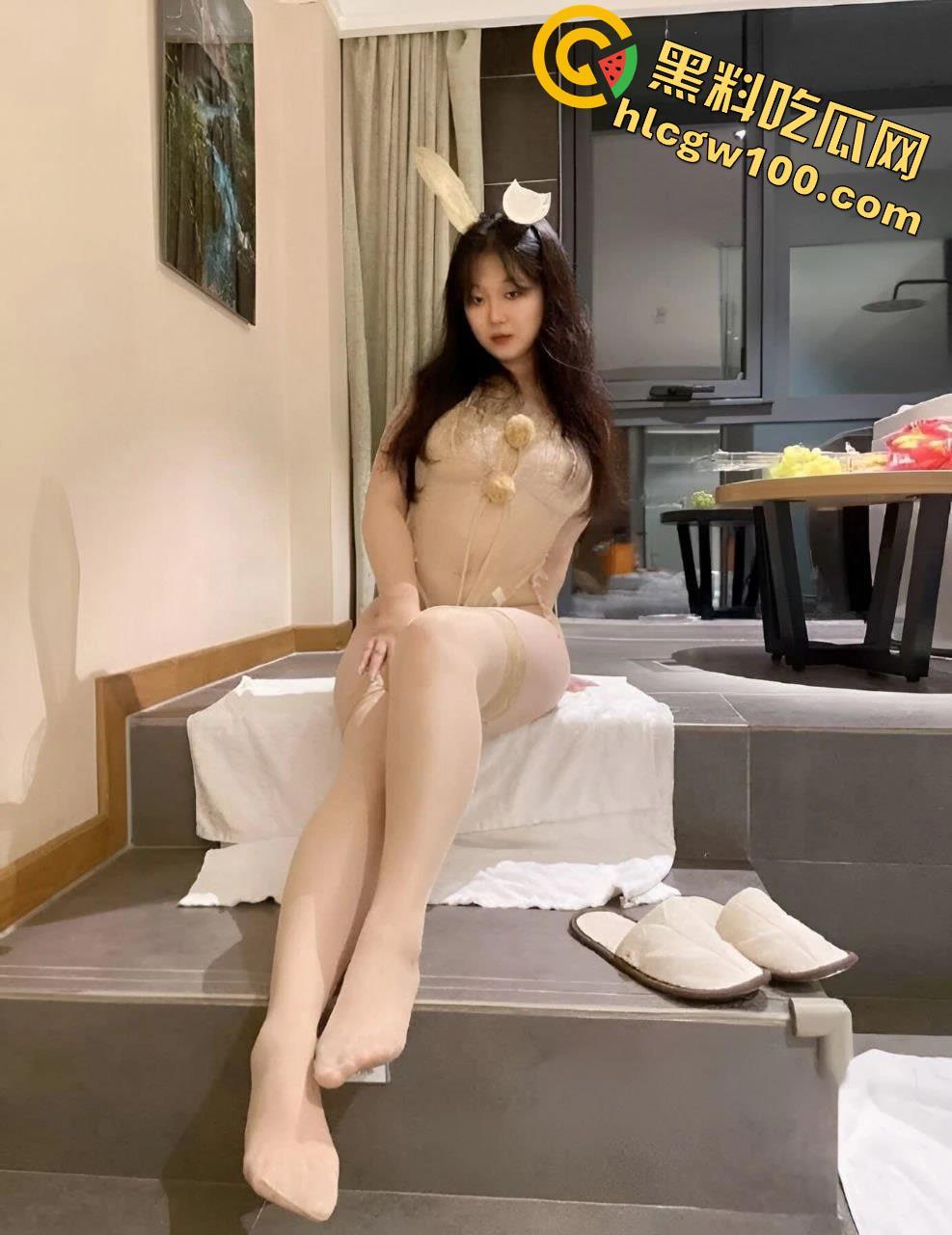 四川电力职业技术学院反差女大【刘纯雪】被曝泄密,有经验的都知道,这才是顶级泄欲败火肉便器