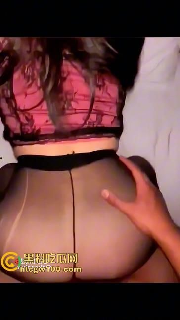 四川电力职业技术学院反差女大【刘纯雪】被曝泄密,有经验的都知道,这才是顶级泄欲败火肉便器