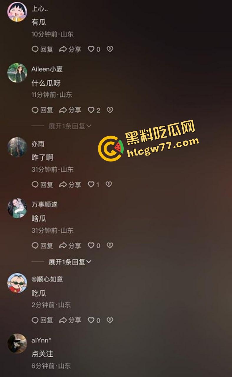 青州古城活春宫现场曝光,古风绿裙女深巷口跪舔鸡巴,男的边让口边跟路人唠嗑,路人全程狂拍!