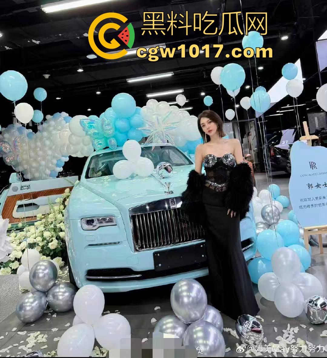 红十字会品牌代言人,网红鼻祖郭美美又提大玩具莱斯莱斯啦,两次入狱又一次次的卷土重来,这看来手上有很多人把柄嘛!