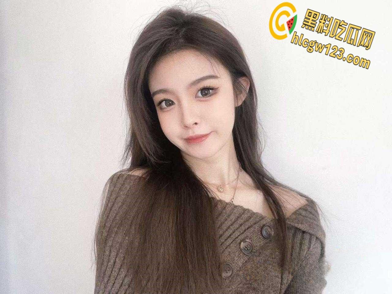 天津传媒学院舞蹈生【董诗姮】,全校知名的校鸡,拜金女和金主爸爸性爱视频!