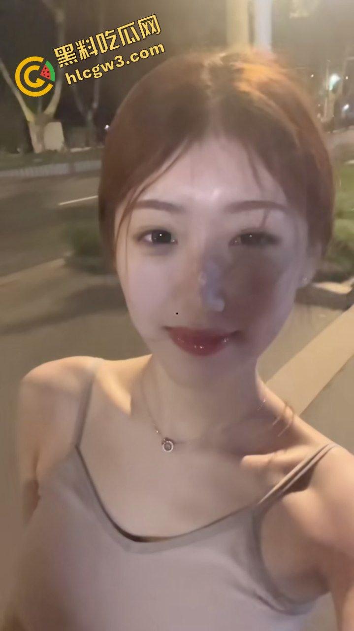 赣州幼儿师范36E豪乳反差大学妹『徐燕姿』约炮单男小哥 淫荡神情上位晃奶!原创独家曝光!