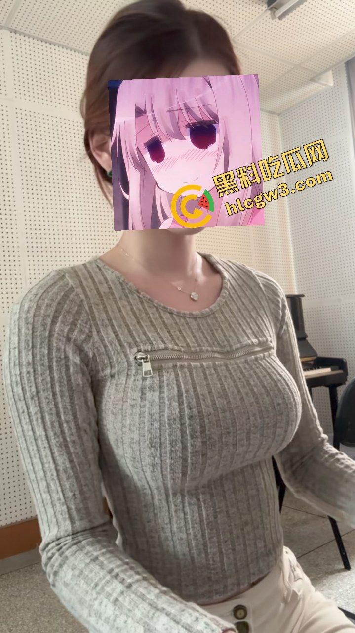 赣州幼儿师范36E豪乳反差大学妹『徐燕姿』约炮单男小哥 淫荡神情上位晃奶!原创独家曝光!