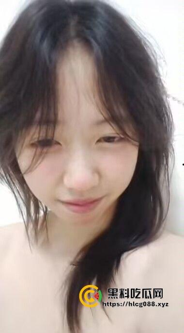 四川眉山仁寿县【李佳玲】背着男友偷人，分手后骚料满天飞，这贱货下贱得让人想吐！