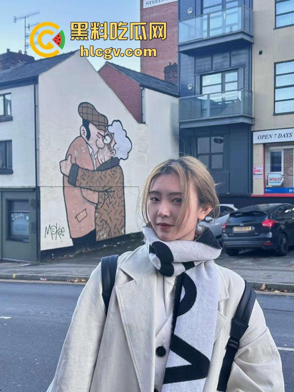 武汉大学极品学生妹【张丽娜】被富二代包养!白嫩翘臀骚劲十足,妥妥的豪门肉便器!