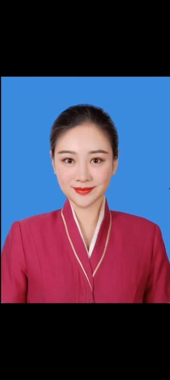 超真实迷奸空姐！脚趾头插穴都能插出水来地骚货 这丰满的样子简直了