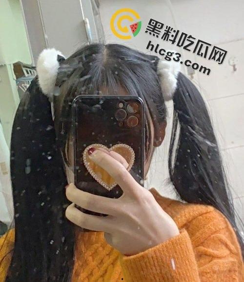 上海网红反差甜妹『吸酱』私拍泄密!甜美外表下的惊人真相,金钱交易背后的秘密曝光!