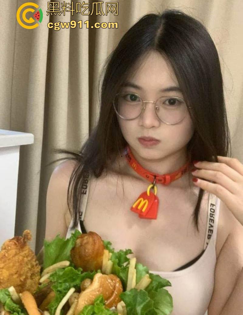 开封王婆说媒再次火爆全网!02年契约兽【修妍奇】上台征婚 ,玩小众圈子的极品魅魔!