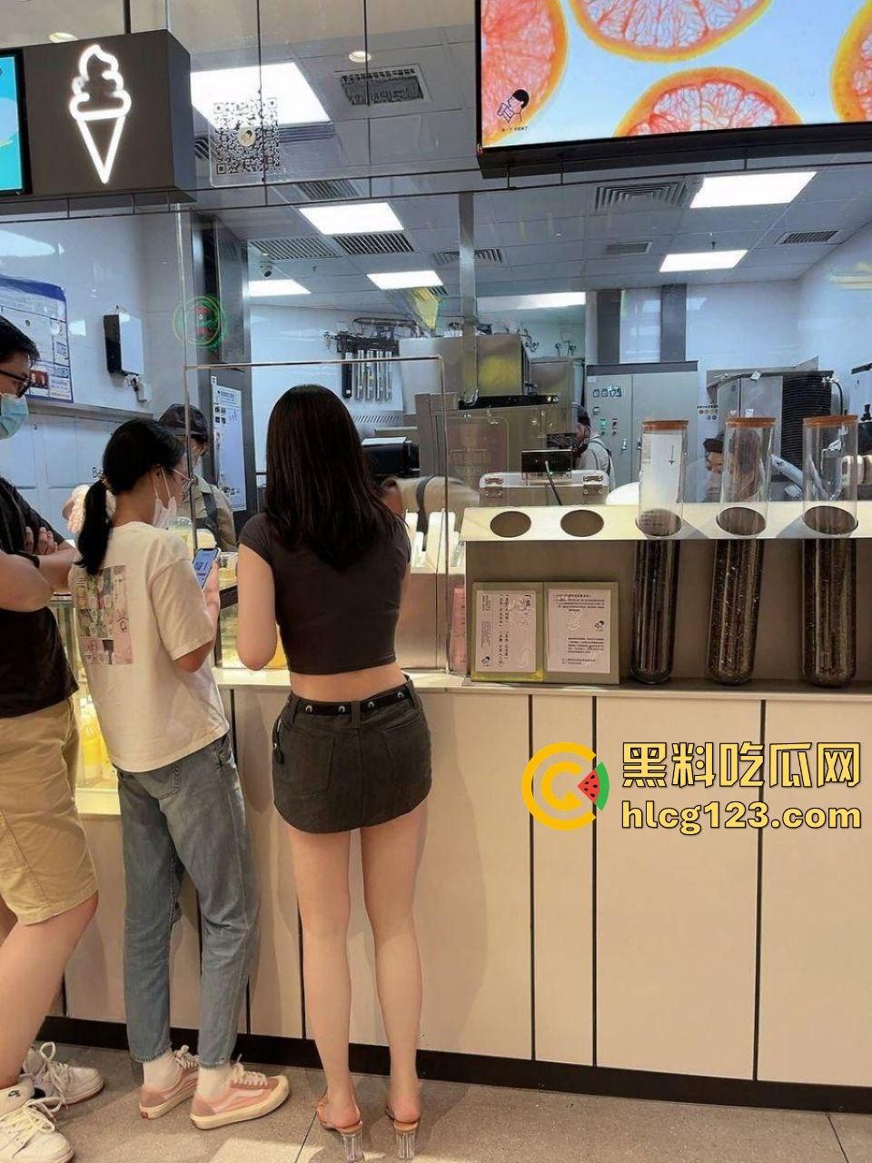 江苏人妻骚母狗苗慧慧,反差婊被爆出绿老公成马,情趣制服全是给别的男人穿!