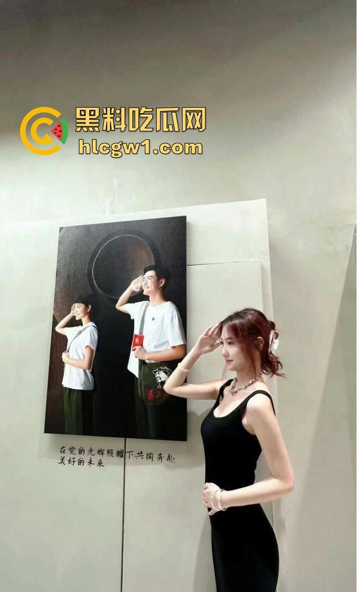 舔屁眼舔到潮喷!上海高冷女神『姜欣』堕落成富二代贱狗,屁味加精液舔到嗨叫,这骚劲连狗都跪服!