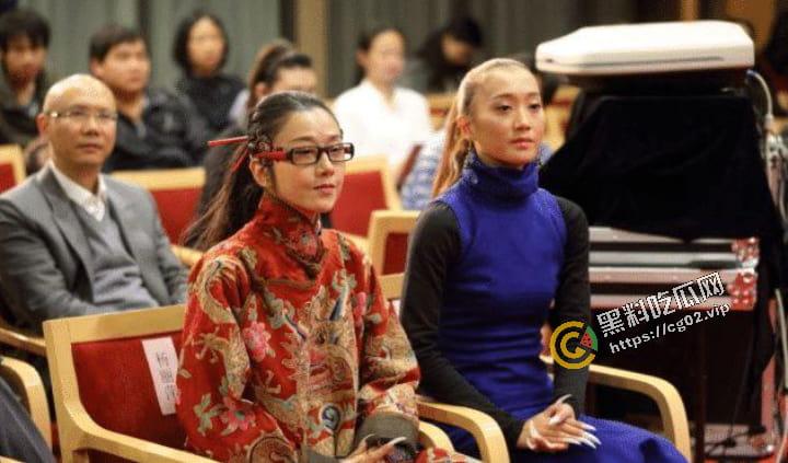 孔雀舞 杨丽萍的接班人 杨武 性爱视频流出 当真天下孔雀一般黑呀