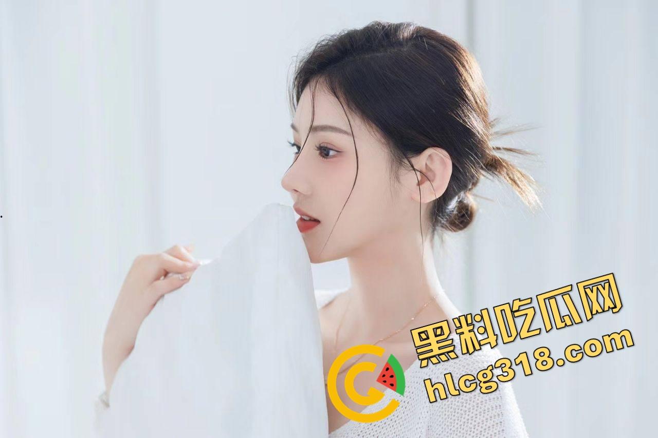 酒店财务黑丝姐姐斗地主玩到一半被约厕爆操,无套直捣深处揉穴揉到喷尿,不需要润滑油骚货就是不一样!