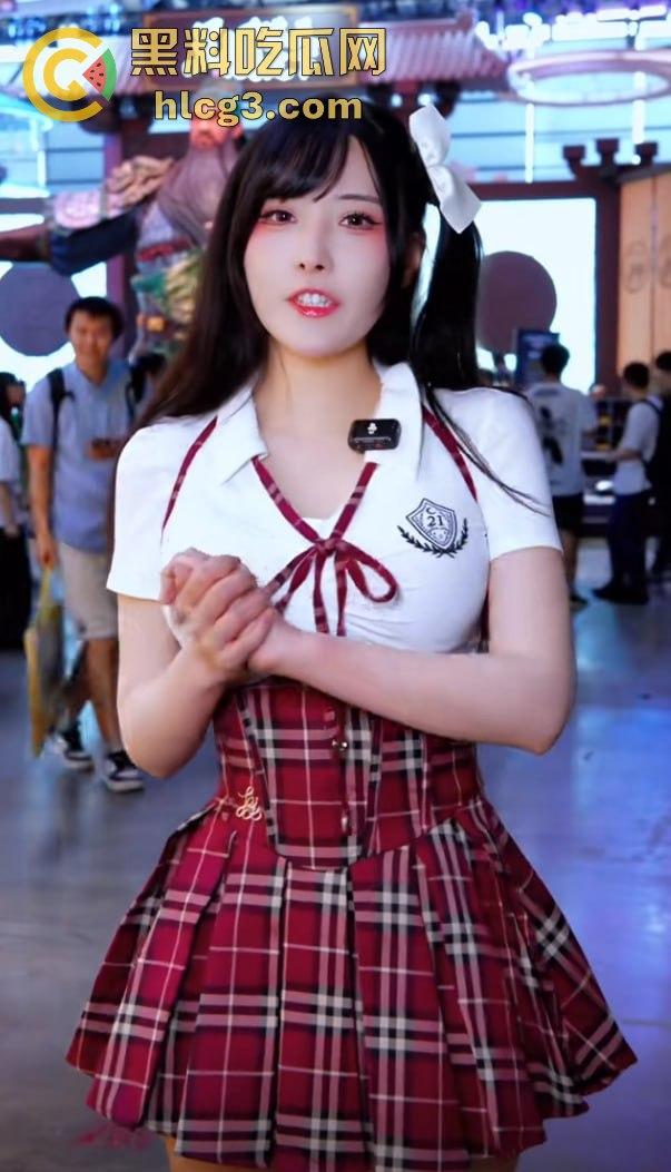 巨乳网红『糖果果candy』下海真相引发轰动:抖音48w粉丝,丝袜大长腿曾是网红金广发的神秘女搭!