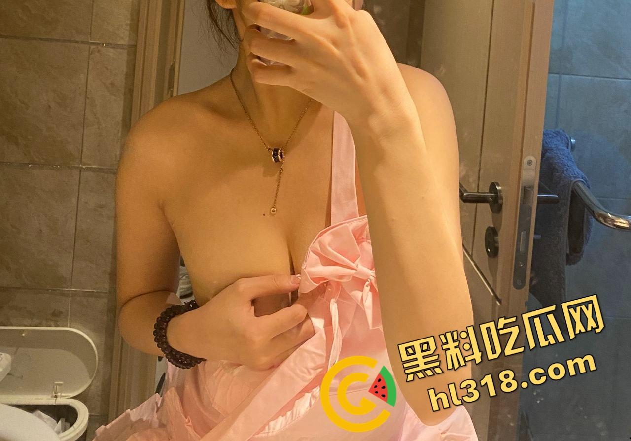 抖音3.9万粉小网红『liuyue』擦边卖丝袜,遇金主重金约炮,结果被当高端鸡玩一晚还被曝光!