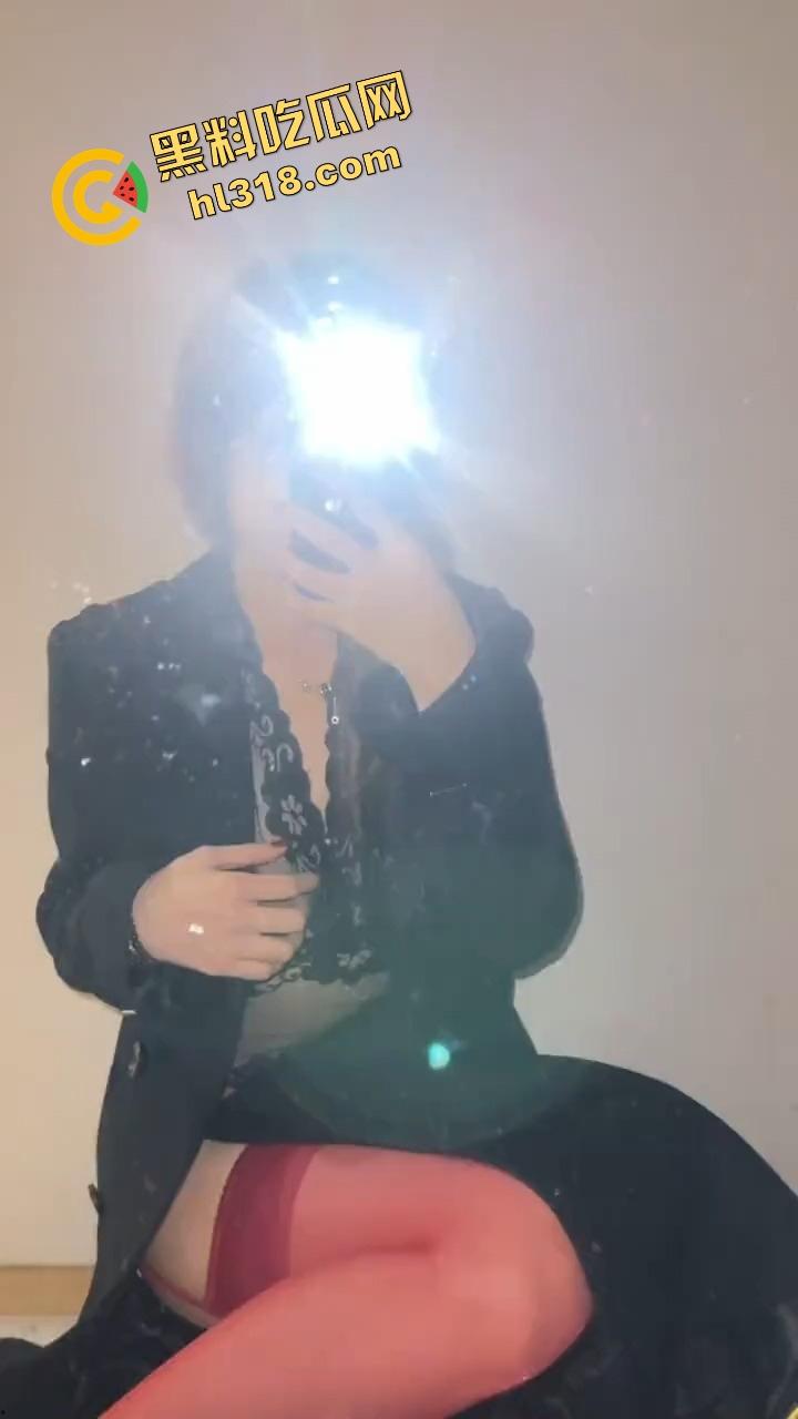 抖音3.9万粉小网红『liuyue』擦边卖丝袜,遇金主重金约炮,结果被当高端鸡玩一晚还被曝光!